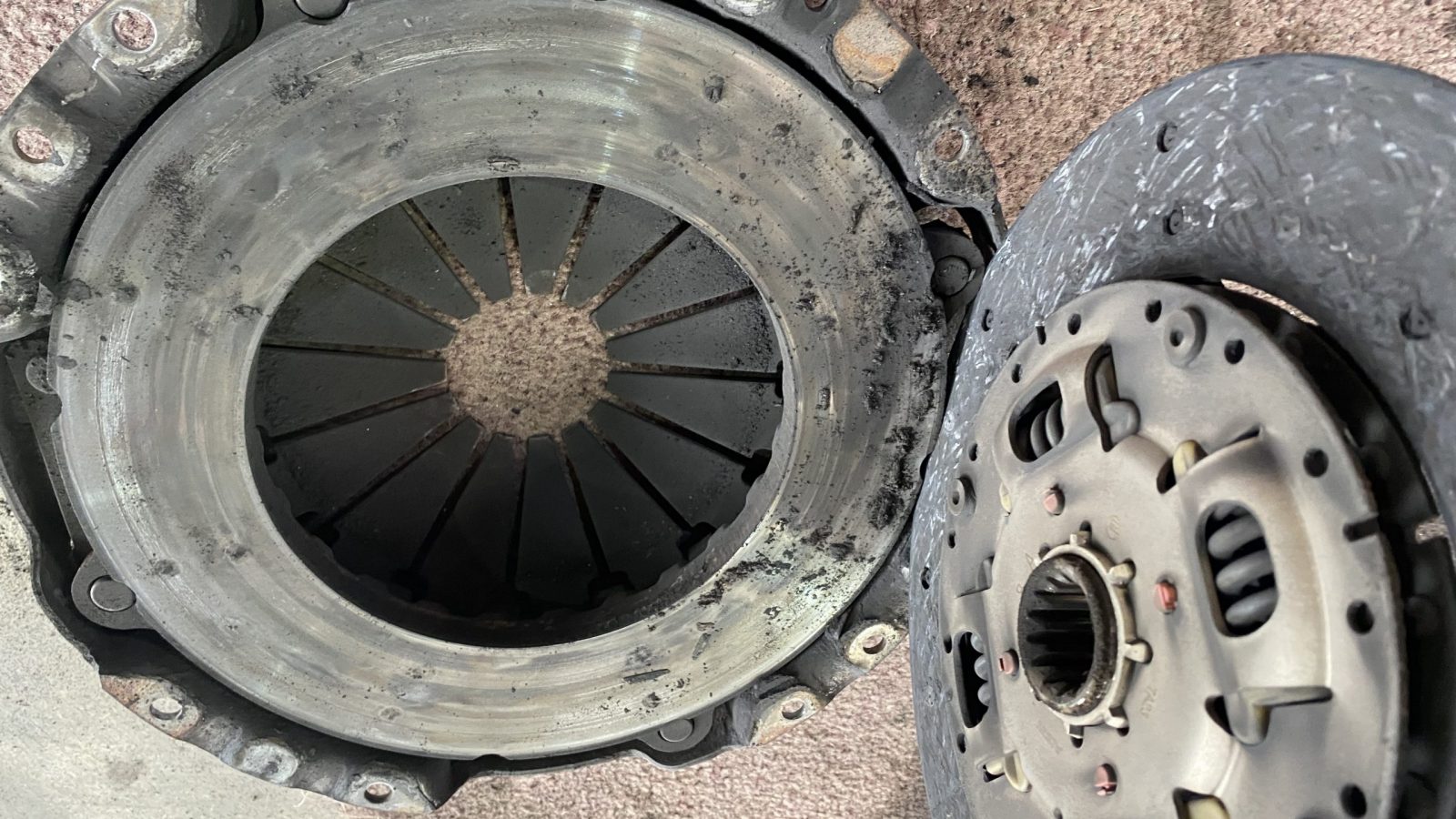 Clutch and Flywheel messy L